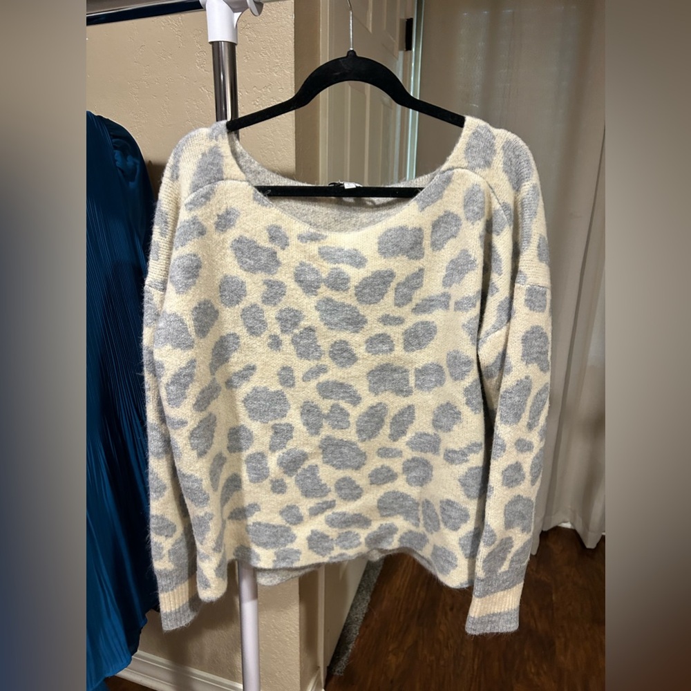 Sweater